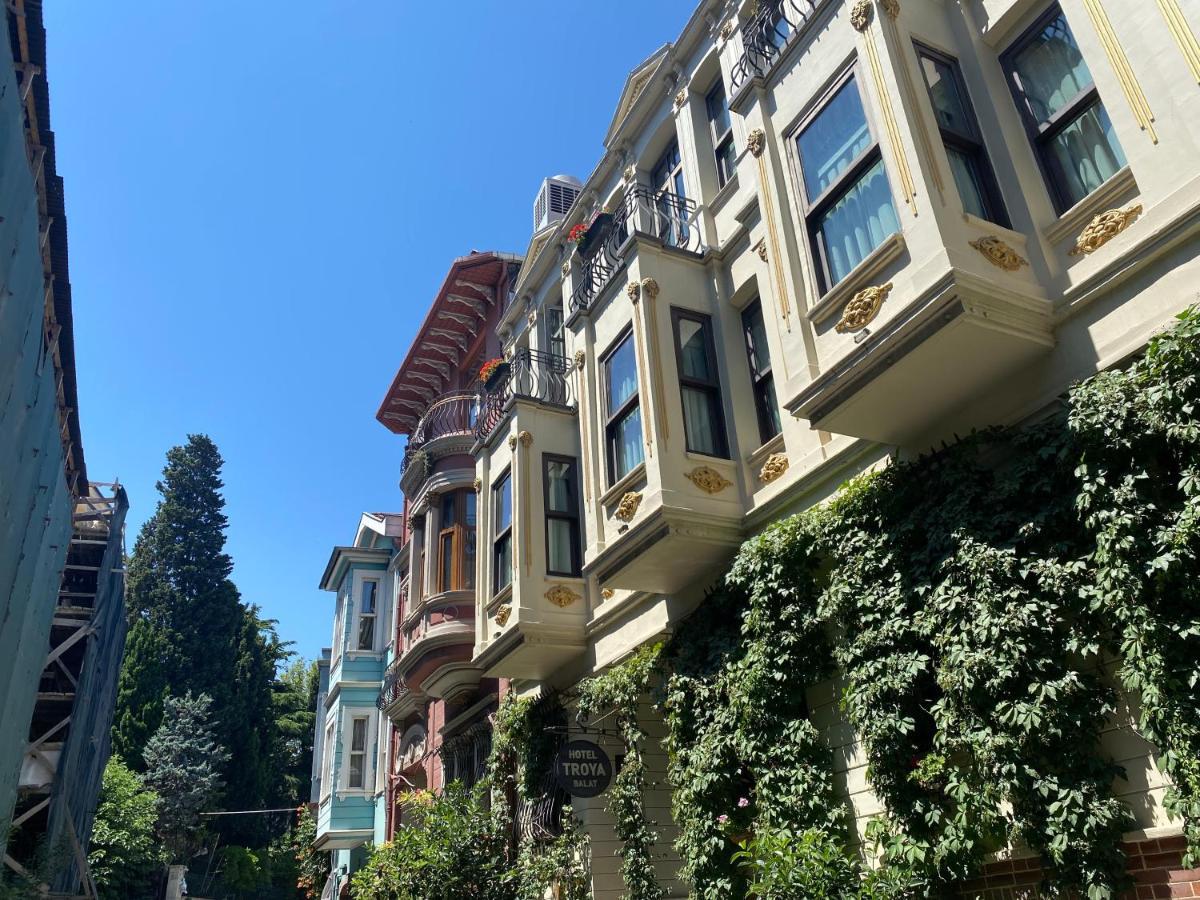 Istanbul Old City Colorful Houses Balat Petrion Hotel Exteriér fotografie